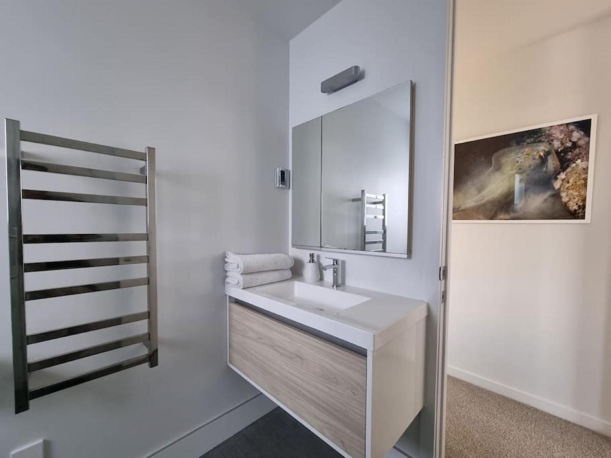 Fabulous Castor Bay 1 Bedroom With Views And Skytv أوكلاند المظهر الخارجي الصورة